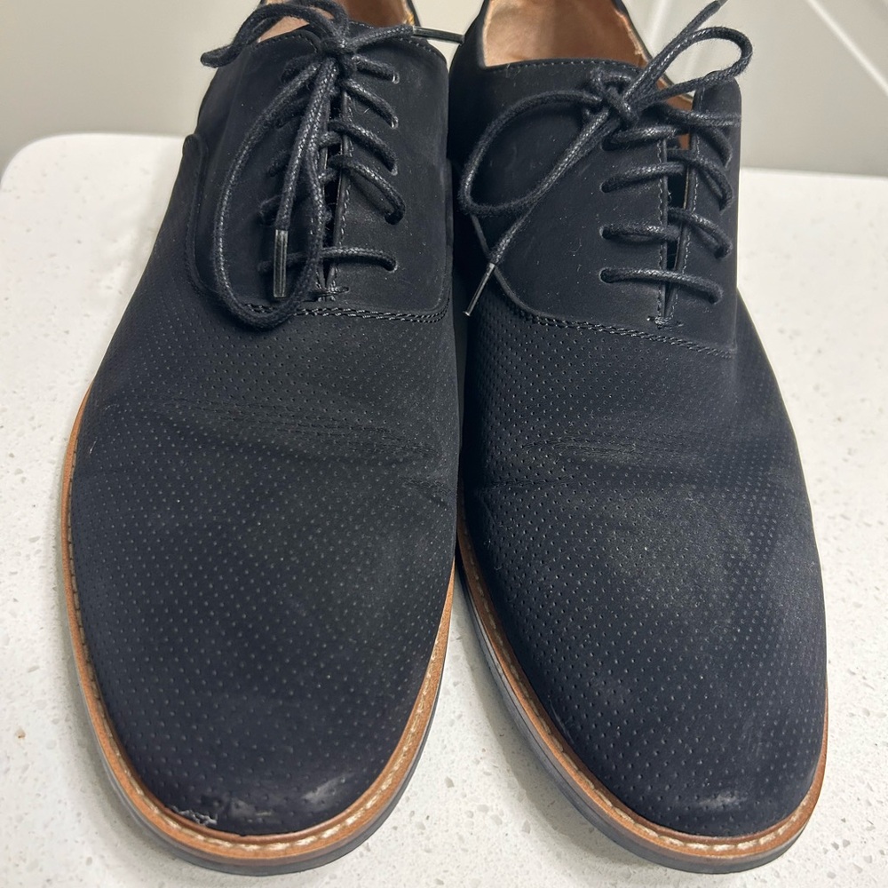Men dress shoes